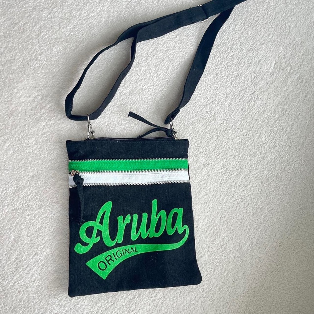 Y2K Aruba Crossbody Bag